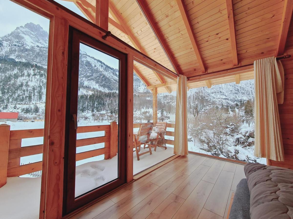 Villas Jezerca Valbone Eksteriør billede