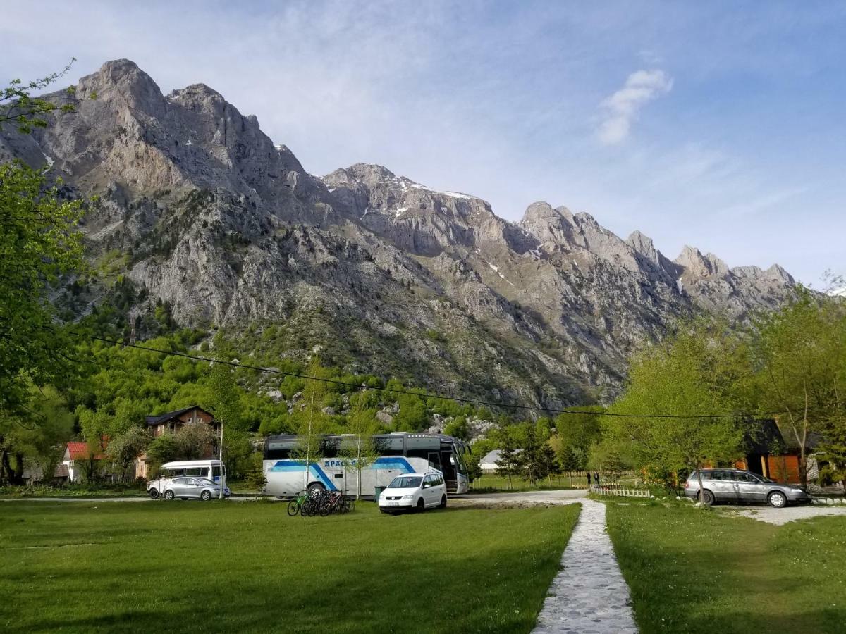 Villas Jezerca Valbone Eksteriør billede